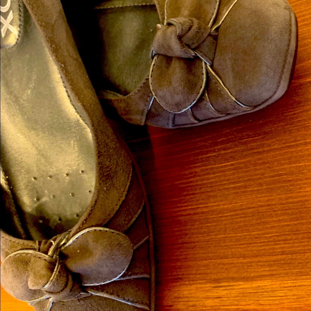 GEOX Respira Gray Suede Square Toe Ballet Flat Shoe sz 7